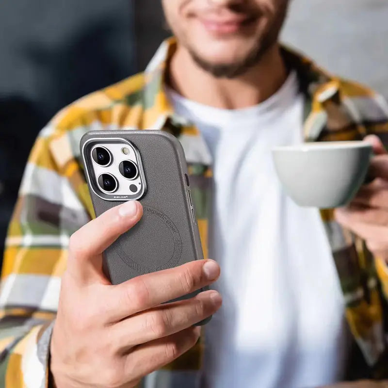 Magnetic Leather Phone Case for New Business